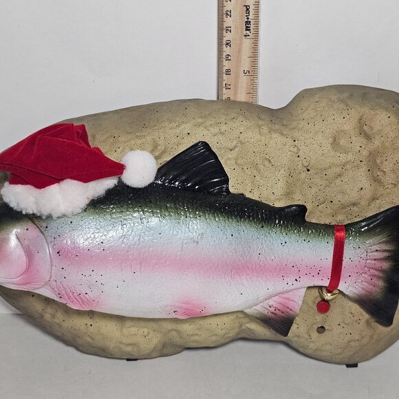 Gemmy Travis The Singing Trout Holiday Christmas Edition Animated Fish-Works! - Picture 10 of 12
